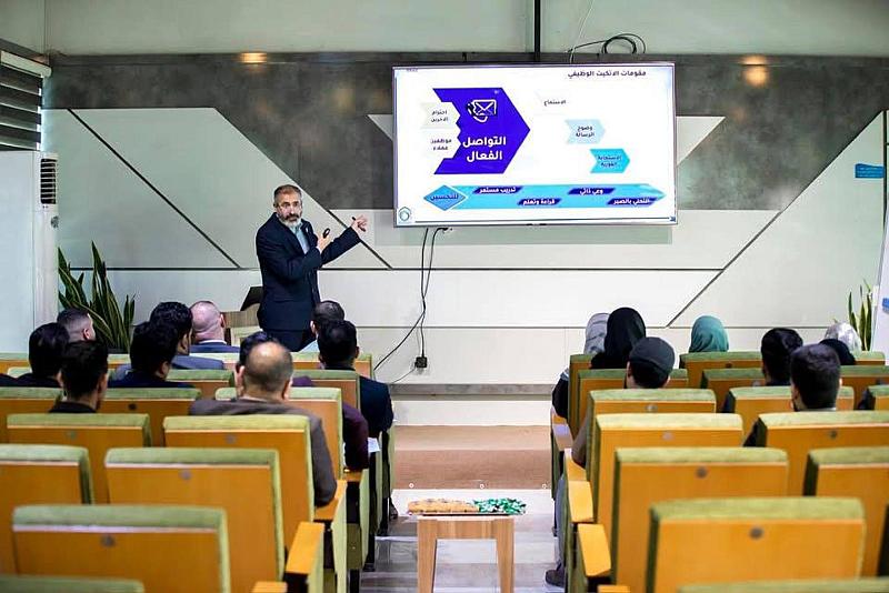 قسم التطوير ينظّم دورة في الإتيكيت الوظيفي لملاكات مستشفى الكفيل التخصّصي