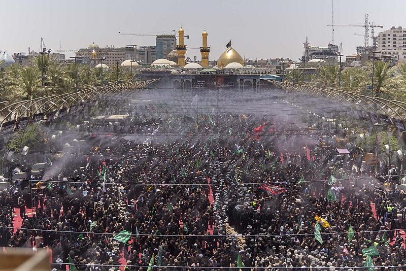 انطلاق عزاء ركضة طويريج بمشاركة الملايين من الزائرين صوب المرقدين الطاهرين