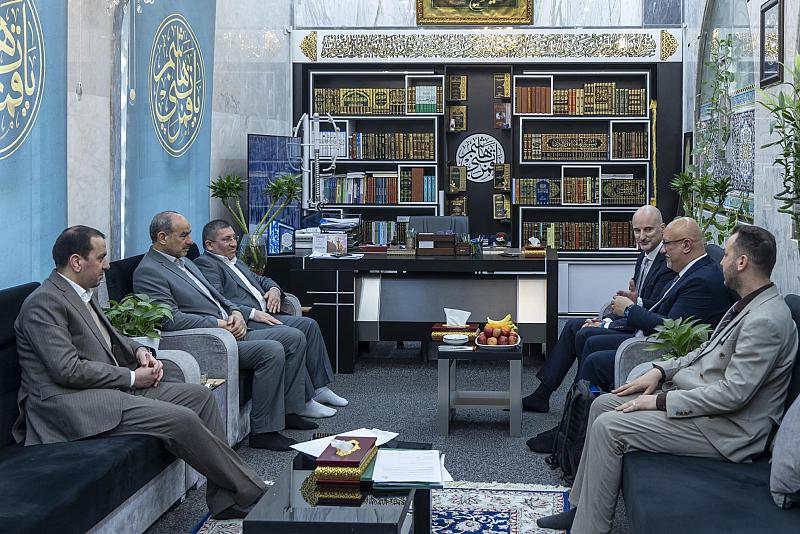 العتبة العباسية المقدسة توقع عقدًا مع مجلس التعليم الفنلندي لإطلاق مشاريع تربوية دولية في العراق