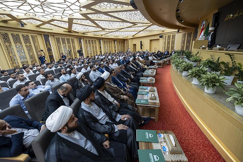 بمشاركة شعراء من داخل العراق وخارجه.. العتبة العباسية المقدسة تقيم جلسة شعرية ضمن فعاليات مهرجان رحمة للعالمين