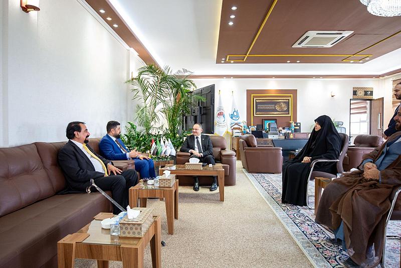 وفدٌ نرويجي يطّلع على البُنى التحتية لجامعة الكفيل ويشيد بدورها العلمي والتنموي