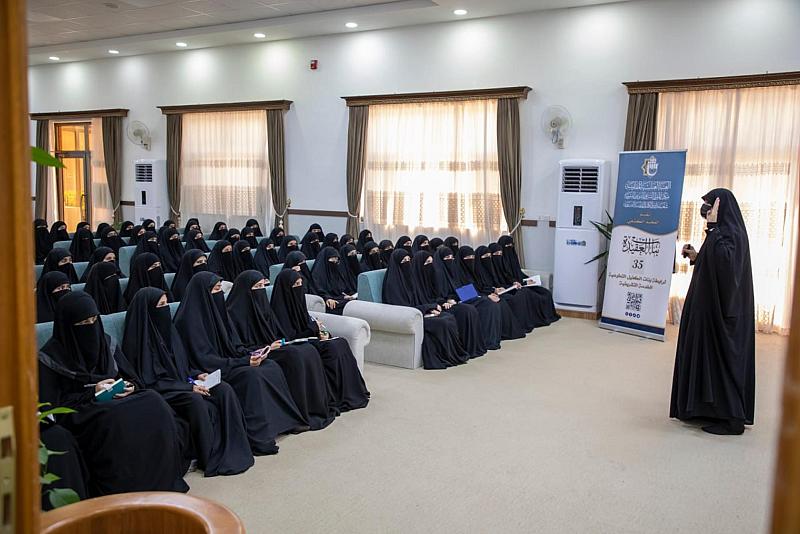 شعبة مدارس الكفيل تطلق فعاليات مخيم بنات العقيدة الـ35