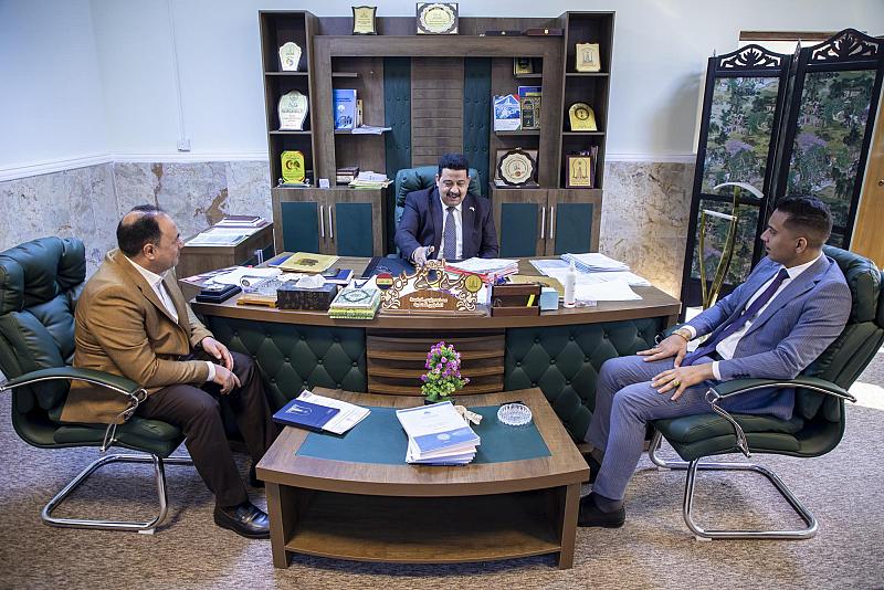 العتبة العبّاسيّة تقدّم دعوة لجامعة الأنبار للمشاركة في حفل التخرّج المركزي للطلبة