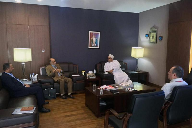 مركزُ العميد الدوليّ للبحوث والدراسات يفتح آفاقاً للتعاون والعمل المشترك مع جامعات ومراكز بحثية عُمانيّة..
