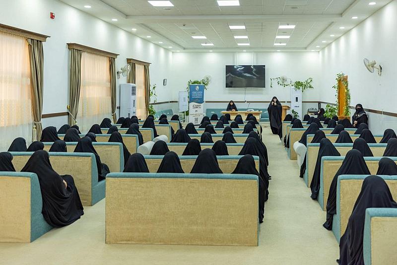 شعبة مدارس الكفيل تُقيم الفعاليات المسائية لليوم الأول من مخيم بنات العقيدة الثامن والعشرين