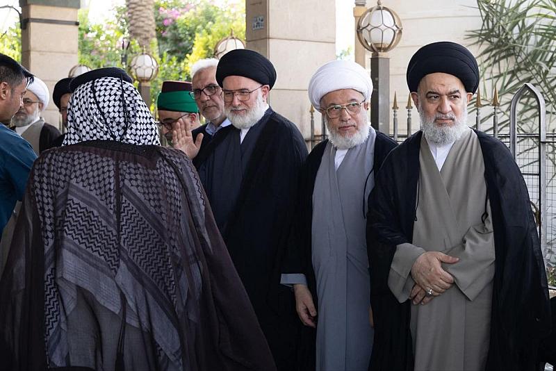 بحضور المتولّيَين الشرعيّينِ.. العتبتان المقدستان تقيمان مجلس الفاتحة على روح السيد محمد علي بحر العلوم