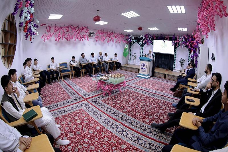 عبر إقامة محفل قرآني.. المجمع العلمي يحتفي بذكرى ولادة الإمام الرضا (عليه السلام) في كربلاء