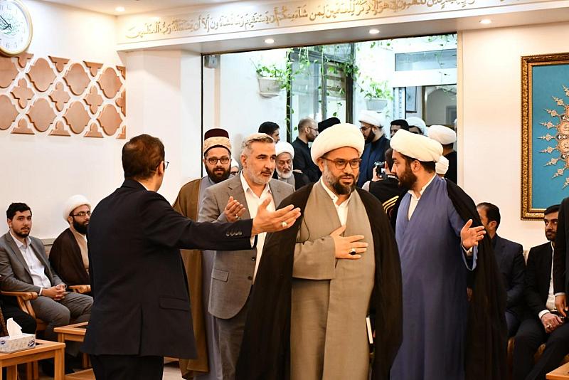 وفد العتبة العباسية المقدسة يحضر مجلس عزاء العلامة الشيخ الكوراني (قدس)