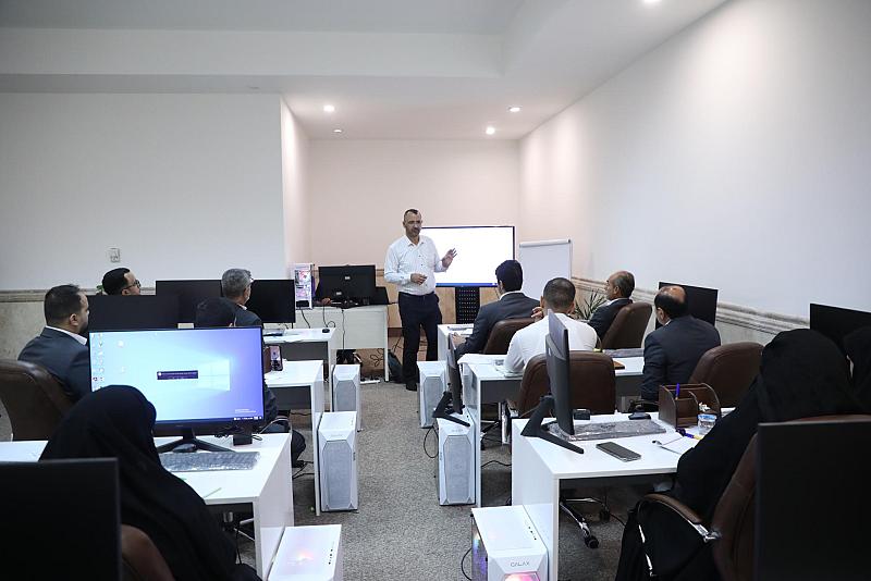 قسم الشؤون الفكرية يقيم دورة عن فهرسة المعلومات لمنتسبي العتبة العلوية