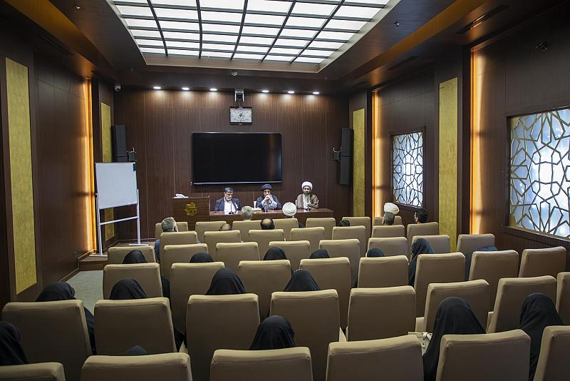 العتبة العباسية تناقش مع ملاكات مدونة الكفيل الإلكترونية احتياجات المشروع