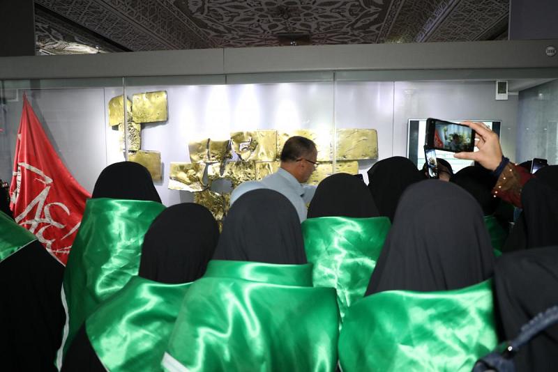 قسم العلاقات العامة يستقبل طالبات حوزة ذي قار العلمية