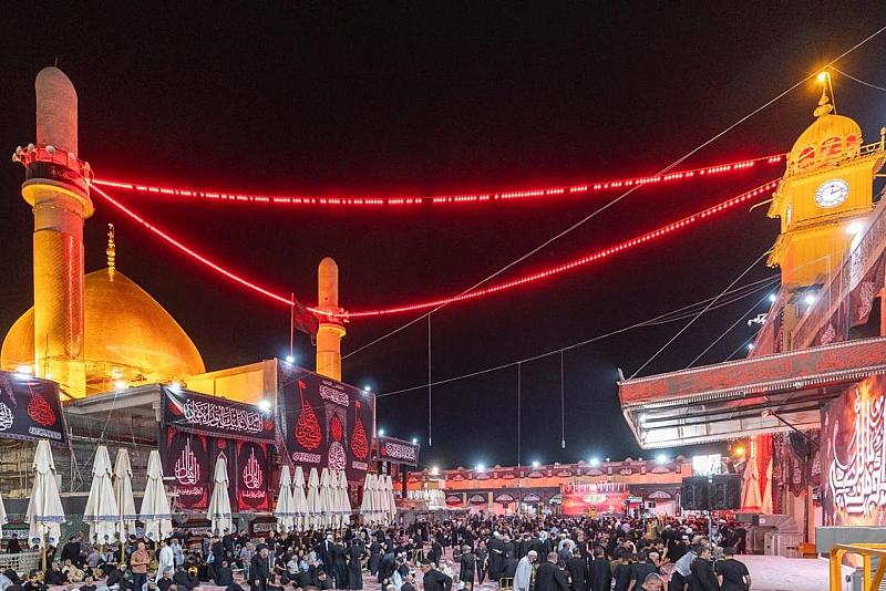 بالصور.. جموع المؤمنين تحيي ذكرى شهادة الإمام العسكري (عليه السلام) في سامراء