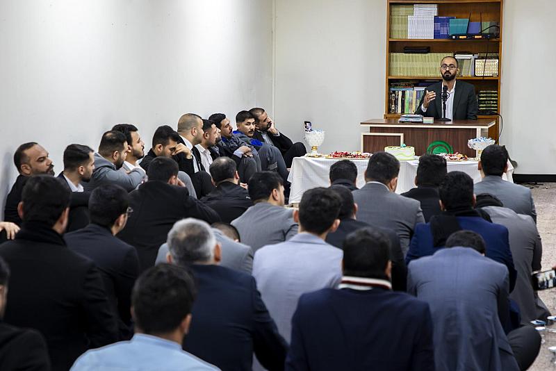 أكاديمية التطوير الإداري تنظّم حفلًا لإحياء ذكرى ولادة أمير المؤمنين (عليه السلام)