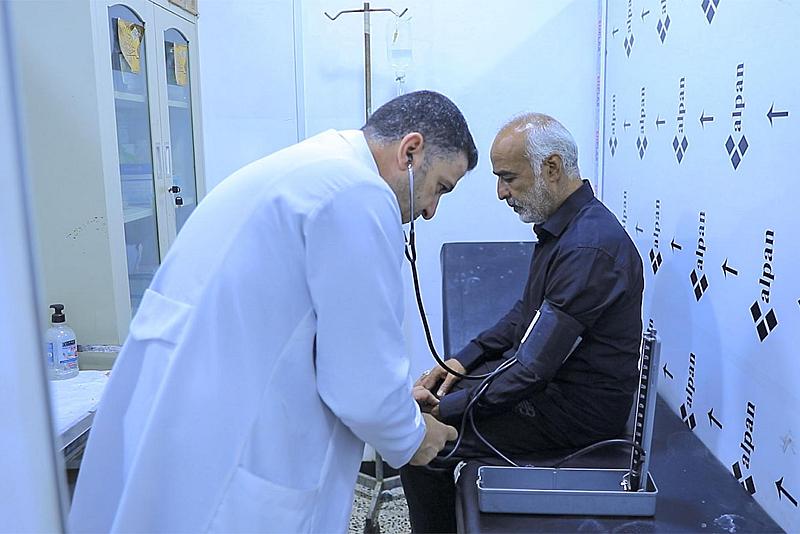 مجمع العباس السكني يقدم خدمات متنوعة لزائري الأربعين في محور النجف – كربلاء