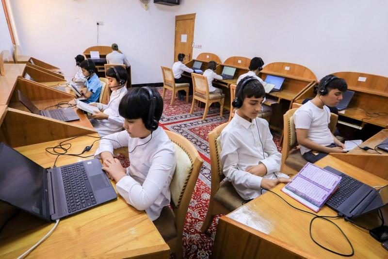 وحدةُ التحفيظ تُطلق البرنامجَ التطويريّ الصيفيّ الخاصّ بطلبتها