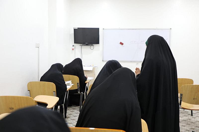 بمشاركة 600 طالبة.. معهد القرآن الكريم النسوي ينهي اختباراته لطالبات الدورات الإلكترونية