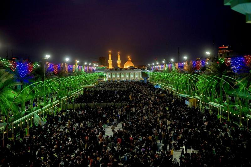 العتبتان المقدّستان وما بينهما واحةٌ روحيّة وعباديّة في أوّل ليلة جمعةٍ من الشهر الفضيل