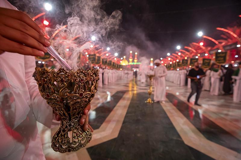 قناديل السماء : مسيرة البياض في حضرة الدم