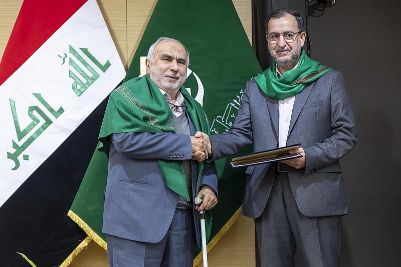 تكريم الباحثين والمساهمين المشاركين في ندوة اليوم العالمي للّغة العربية