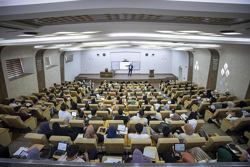 جامعة الكفيل: كلية الصيدلة تطابق معايير الاعتماد الأكاديمي ومتطلّبات نقابة الصيادلة