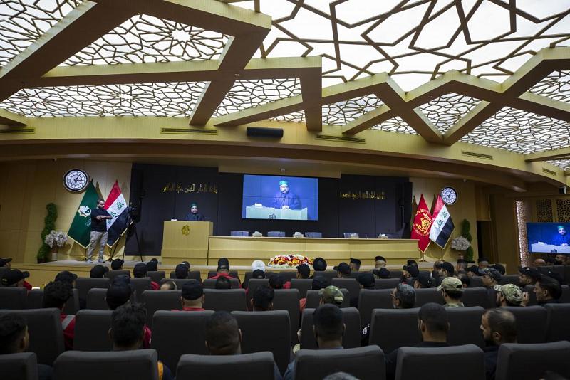 العتبةُ العبّاسية المقدّسة تكرّمُ فرقَ الإنقاذ المشارِكة في حادثة القطّارة