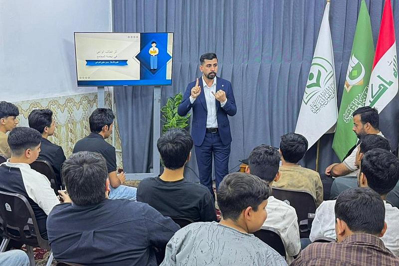 قسم الشؤون الفكرية يقيم ندوة ثقافية لمجموعة من الطلبة في ذي قار