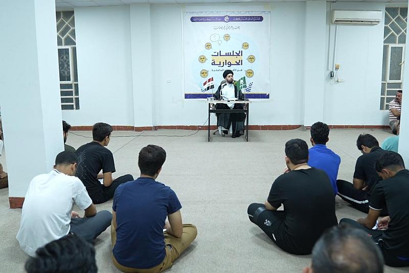 المجمع العلمي يقيم جلسات حوارية لطلبة جامعة الفرات الأوسط في الكوفة
