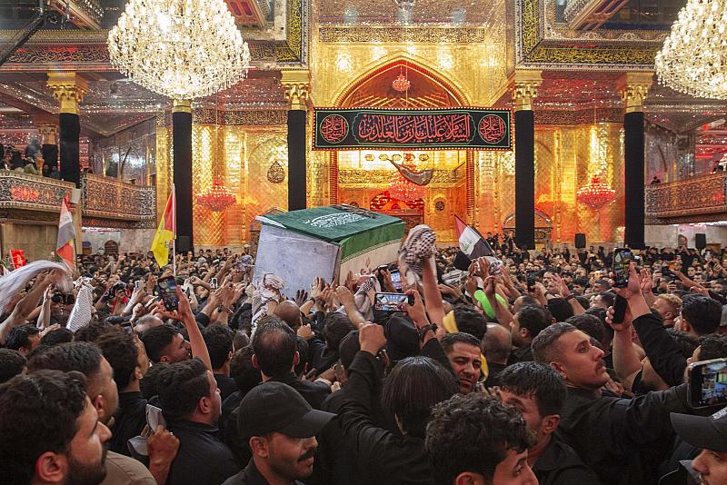 العتبة العباسية المقدسة تشهد مراسم تشييع السيد الشهيد علي الخامنئي (رضوان الله عليه)
