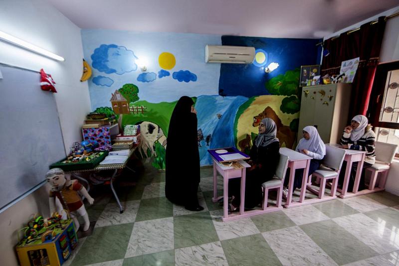أكثر من (90) طفلاً يرعاهم معهدُ الكفيل للأطفال القابلين للتعلّم ويسعى لدمجهم مجتمعيّاً