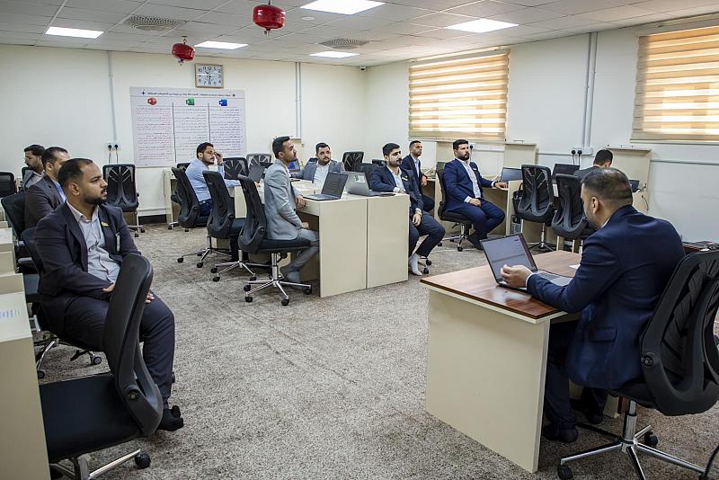 أكاديمية التطوير الإداري تقيم ورشة عن مهارات تصميم الحقائب التدريبية لطلبتها