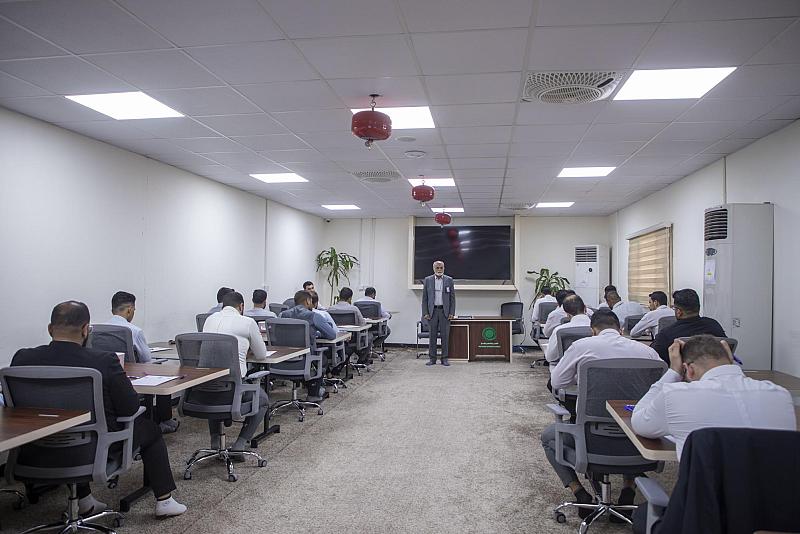 قسم التطوير يُجري الاختبارات النهائية لطلبة أكاديمية التطوير الإداريّ