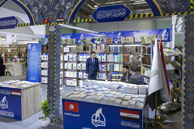 السفارة العراقية تشيد بجناح جمعية العميد في معرض تونس الدولي للكتاب ودورها الثقافي