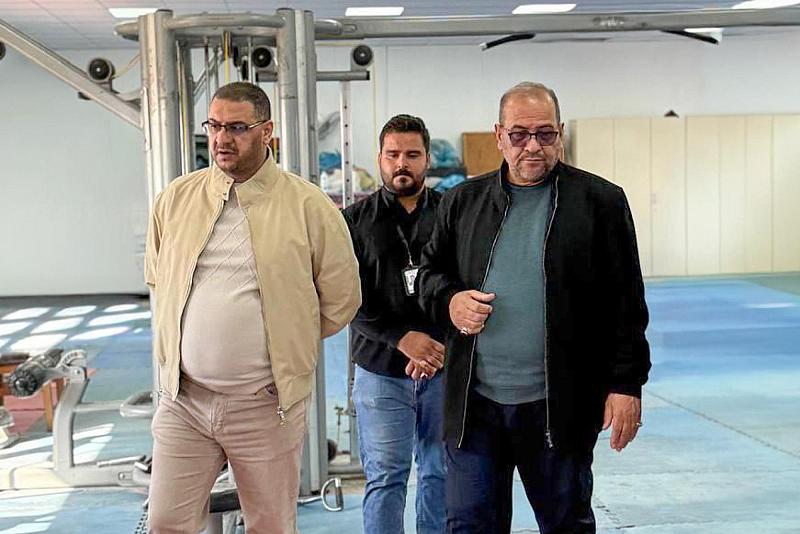 مشرف قسم حفظ النظام يطلع على نسب إنجاز شعبة الإعداد البدني