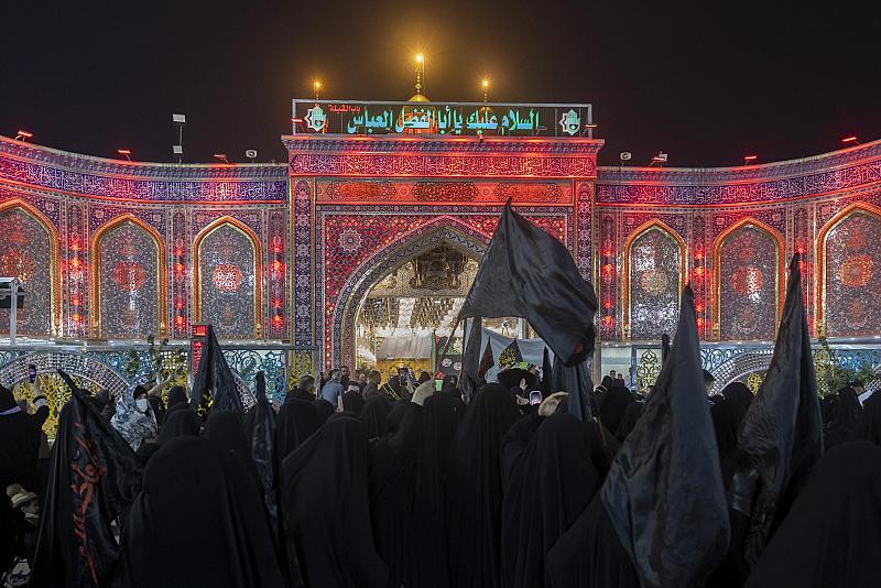 المواكب العزائية تحيي ذكرى شهادة السيدة الزهراء (عليها السلام) في كربلاء