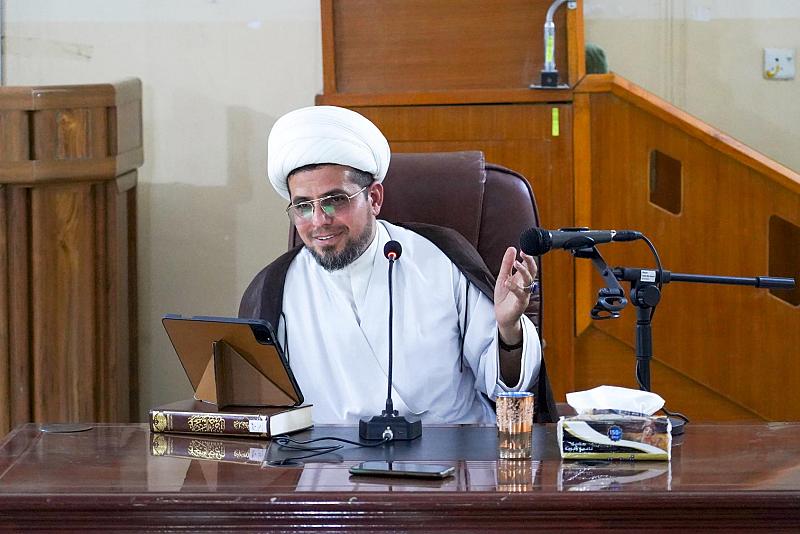 قسم شؤون المعارف ينظم محاضرات في علم تحقيق النصوص