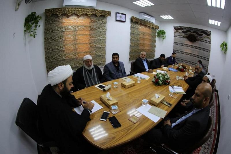 معهدُ القرآن الكريم يعقدُ اجتماعاً موسّعاً ويناقش خطّته السنويّة الجديدة