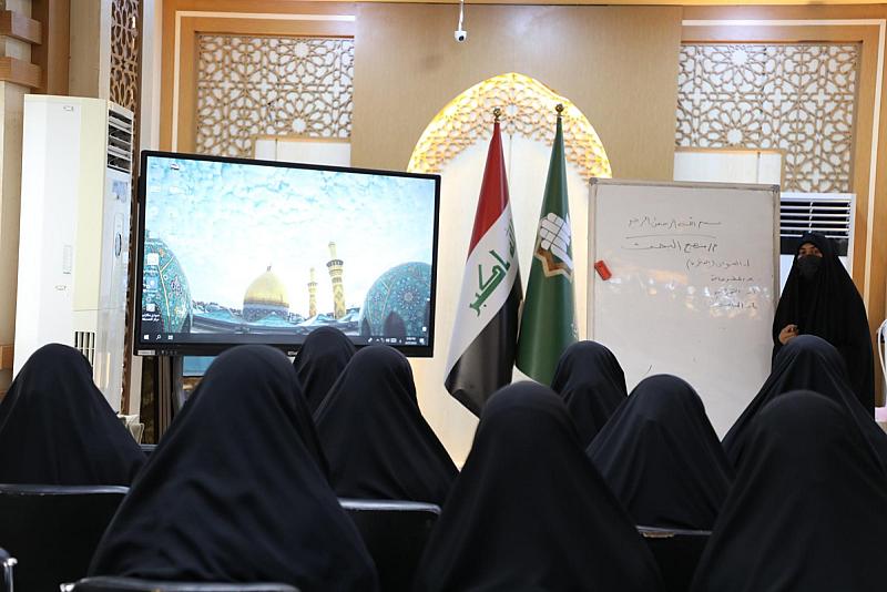 معهد القرآن الكريم النسوي يقيم دورة تدريبية عن فن كتابة المقالة