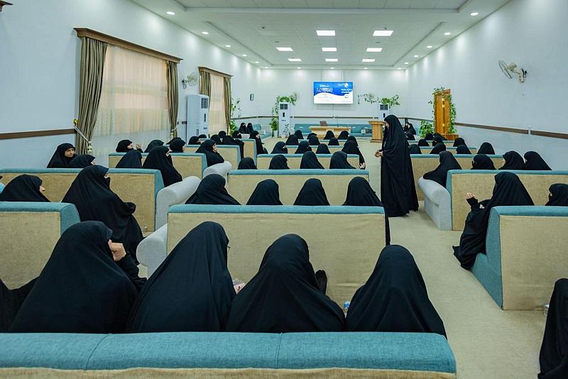 شعبة مدارس الكفيل النسوية تختتم فعاليات اليوم الثاني من مخيم بنات العقيدة الثامن والعشرين