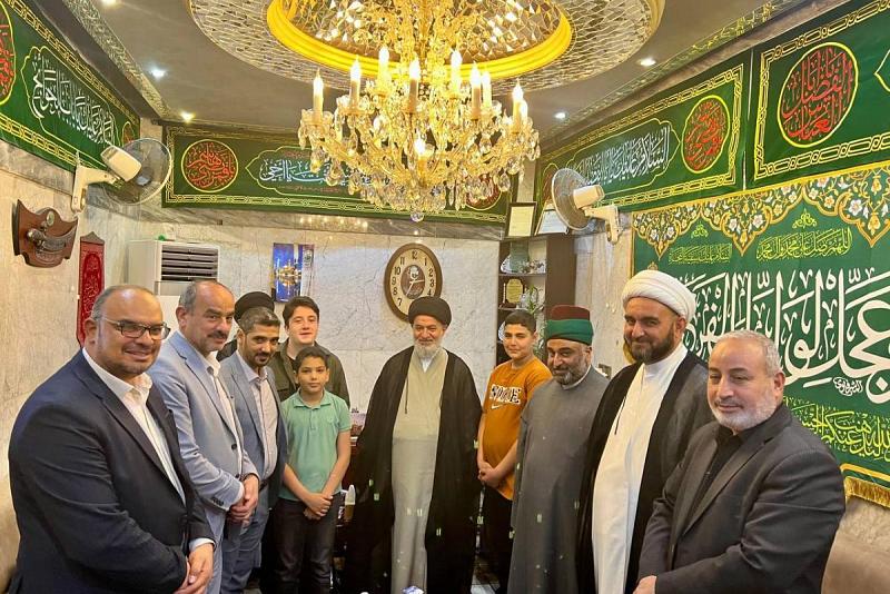 المتولّي الشرعيّ للعتبة العبّاسية المقدّسة يكرّمُ مجموعةً متميّزةً من طلبة مجموعة مدارس العميد التعليميّة