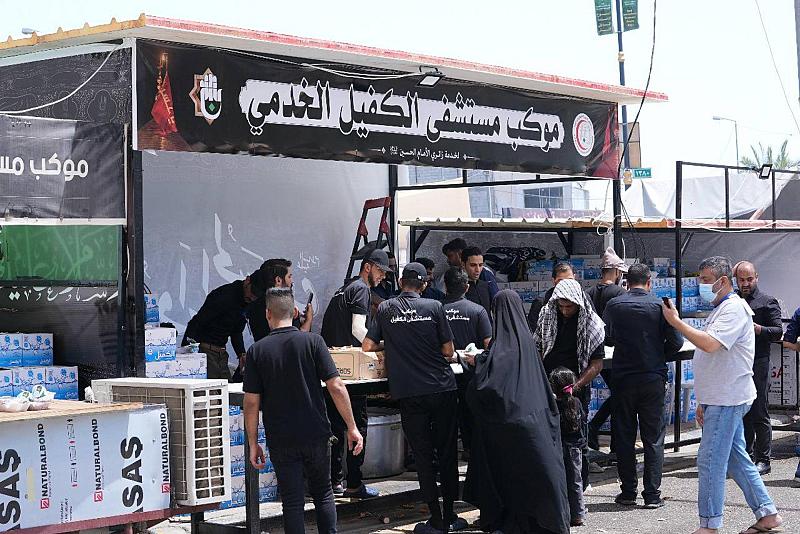 مستشفى الكفيل يقدم خدماته الطبية والخدمية لزائري الأربعين