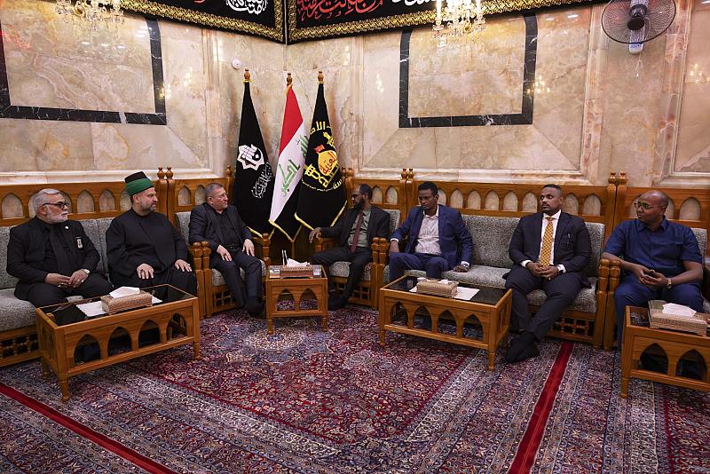 السفير الصومالي في العراق يتشرّف بزيارة العتبة العباسية المقدسة