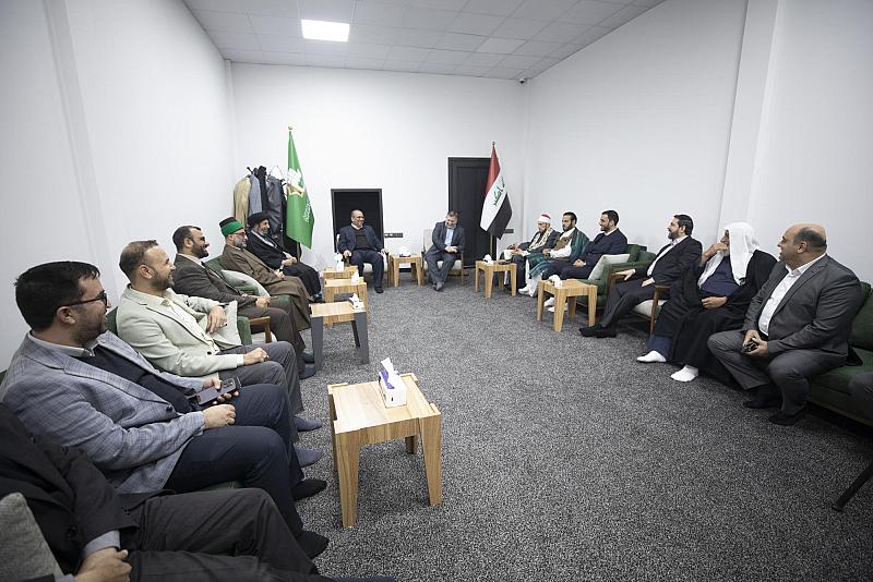 الأمين العام للعتبة العباسية المقدسة يلتقي باللجنة التحكيمية لمسابقة جائزة العميد الدولية لتلاوة القرآن الكريم