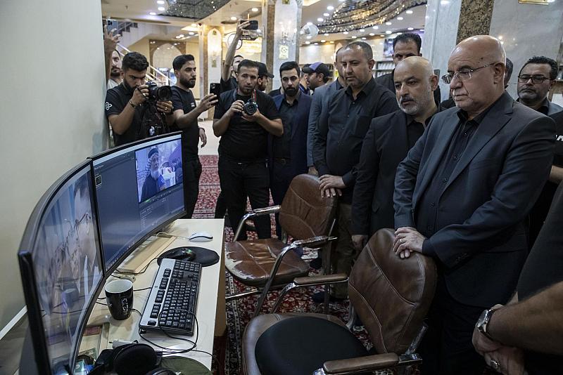 خلال زيارته لمقره.. وزير الصحة يشيد بخدمات المركز الإعلامي لزيارة الأربعين