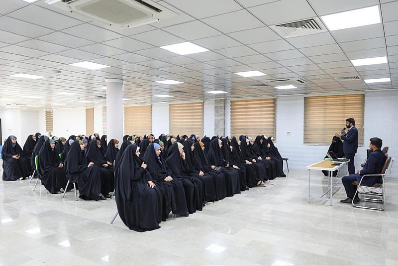 بالتعاون مع مشروع أجر الرسالة.. قسم التربية والتعليم يقيم ورشاً تثقيفيّة للملاكات التعليميّة النسوية