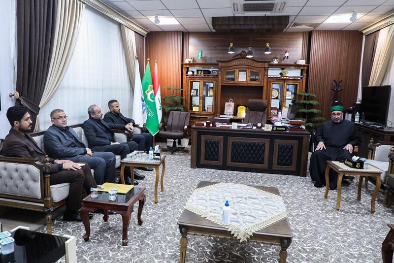 السيد الأمين العام للعتبة العباسية المقدسة يجري لقاءً مع رئاسة قسم التربية والتعليم العالي