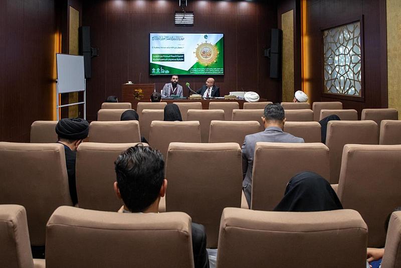 باحث يناقش البعد التربوي للتوجيهات القرآنية في كتابة السيرة النبوية