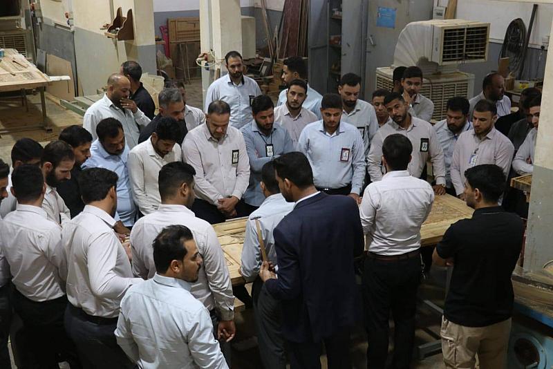 ضمن فعاليات البرنامج المركزي.. قسم صناعة الشبابيك يستعرض جهوده في صناعة أبواب المراقد المقدسة وشبابيك أضرحتها