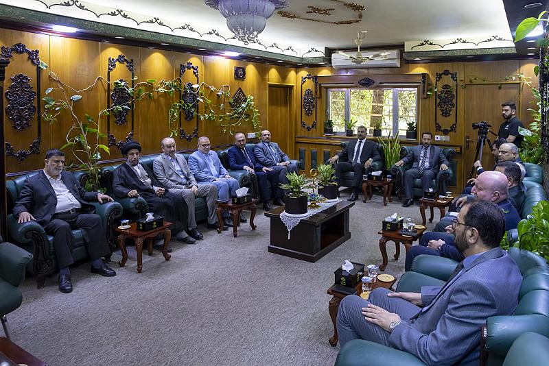 وفد العتبة العباسية المقدسة يهنئ جامعة العميد لحصولها على الاعتماد المؤسسي