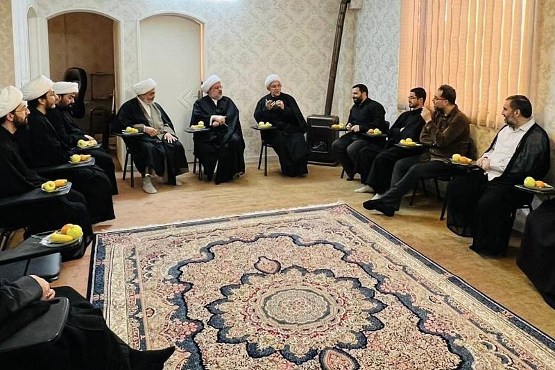 رئيس قسم المعارف يطلع على الأعمال البحثية والتوثيقية لمركز التراث الإسلامي في إيران