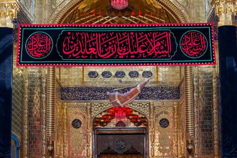 وليُّ الدّمِ يخاطب القَتَلة: بِأَيَّةِ عَيْنٍ تَنْظُرُونَ إِلَى رَسُولِ اللهِ (صلّی الله عليه وآله)؟